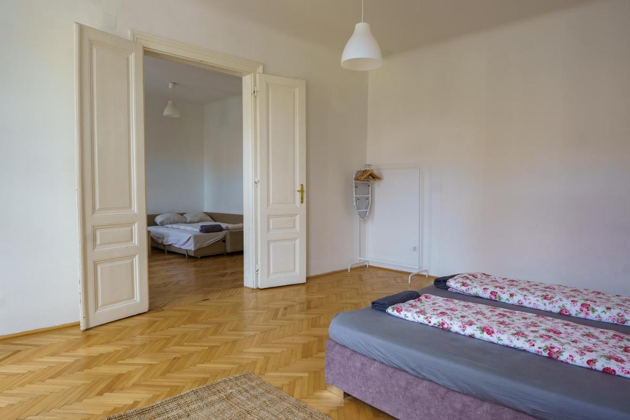 Central Living Apartments - Schoenbrunn Vienna Exterior photo
