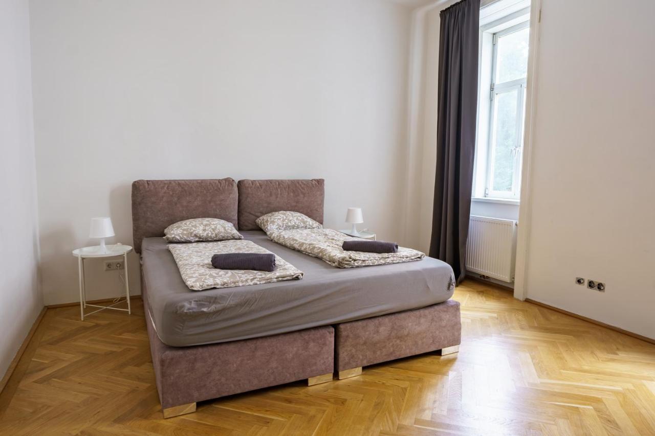 Central Living Apartments - Schoenbrunn Vienna Exterior photo